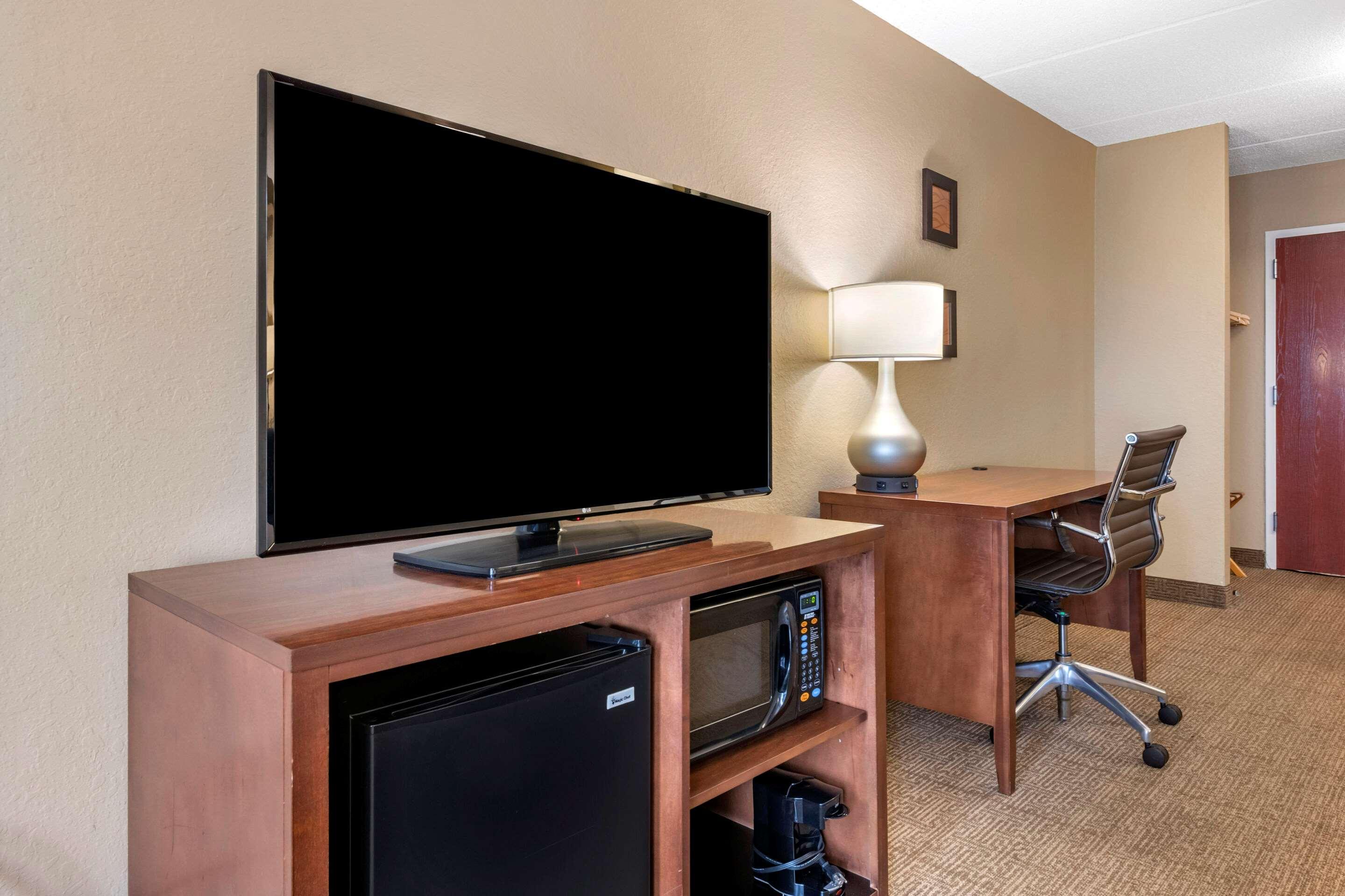 Comfort Inn & Suites Orlando North Sanford Bagian luar foto