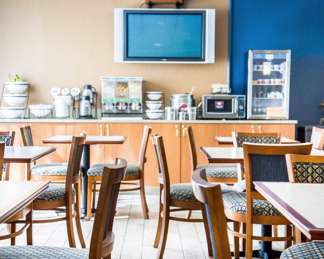 Comfort Inn & Suites Orlando North Sanford Bagian luar foto