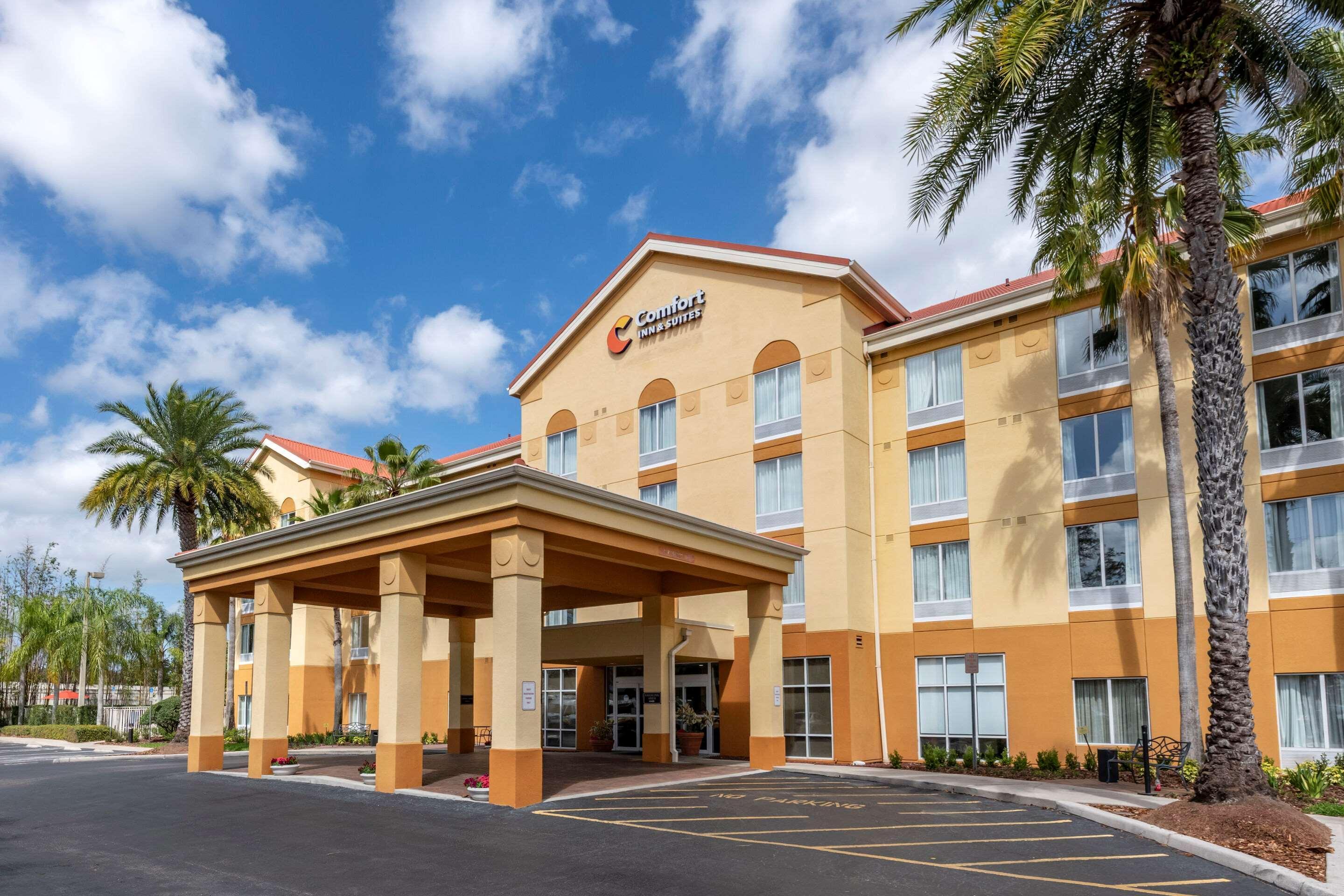Comfort Inn & Suites Orlando North Sanford Bagian luar foto