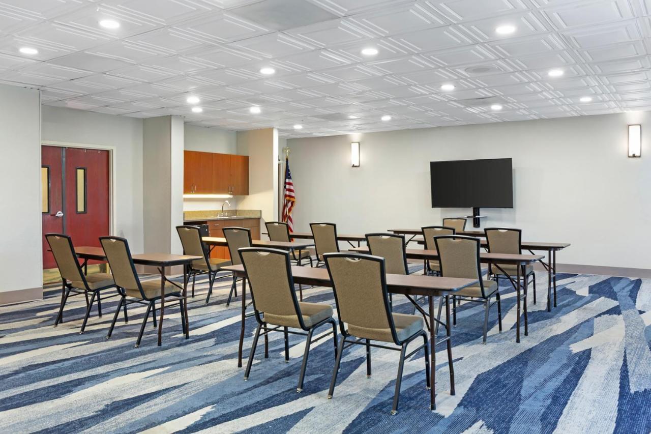 Comfort Inn & Suites Orlando North Sanford Bagian luar foto